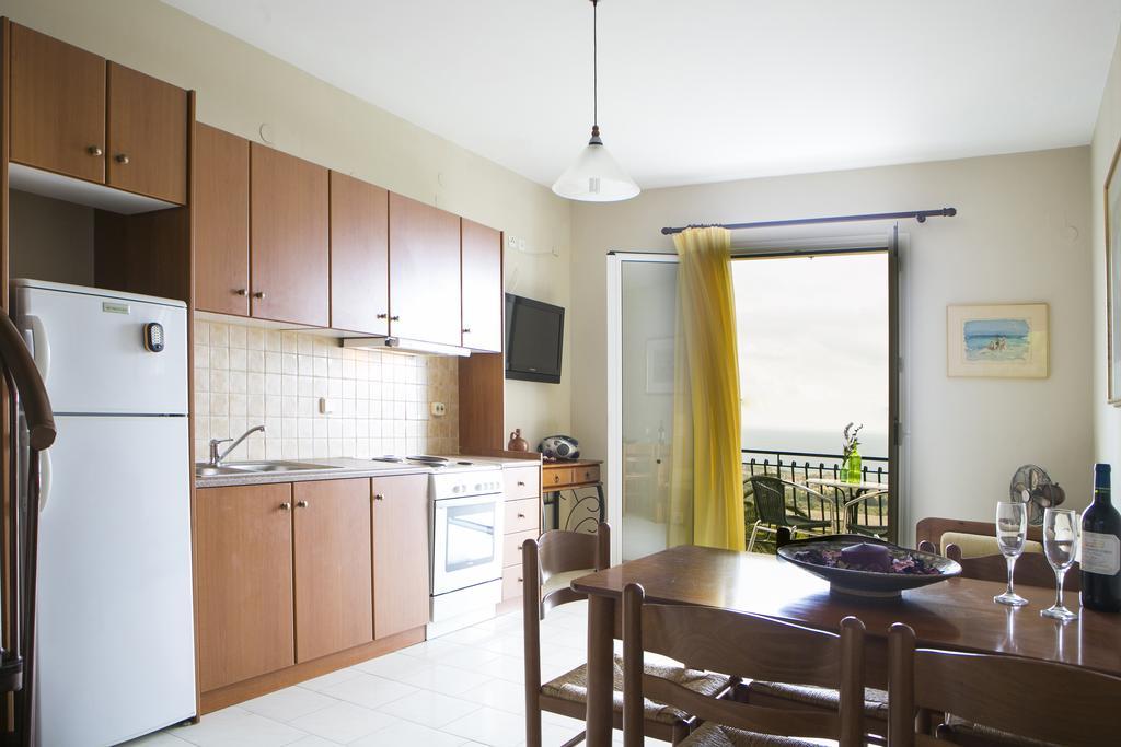 Irena Studios & Apartments سفوروناتا المظهر الخارجي الصورة