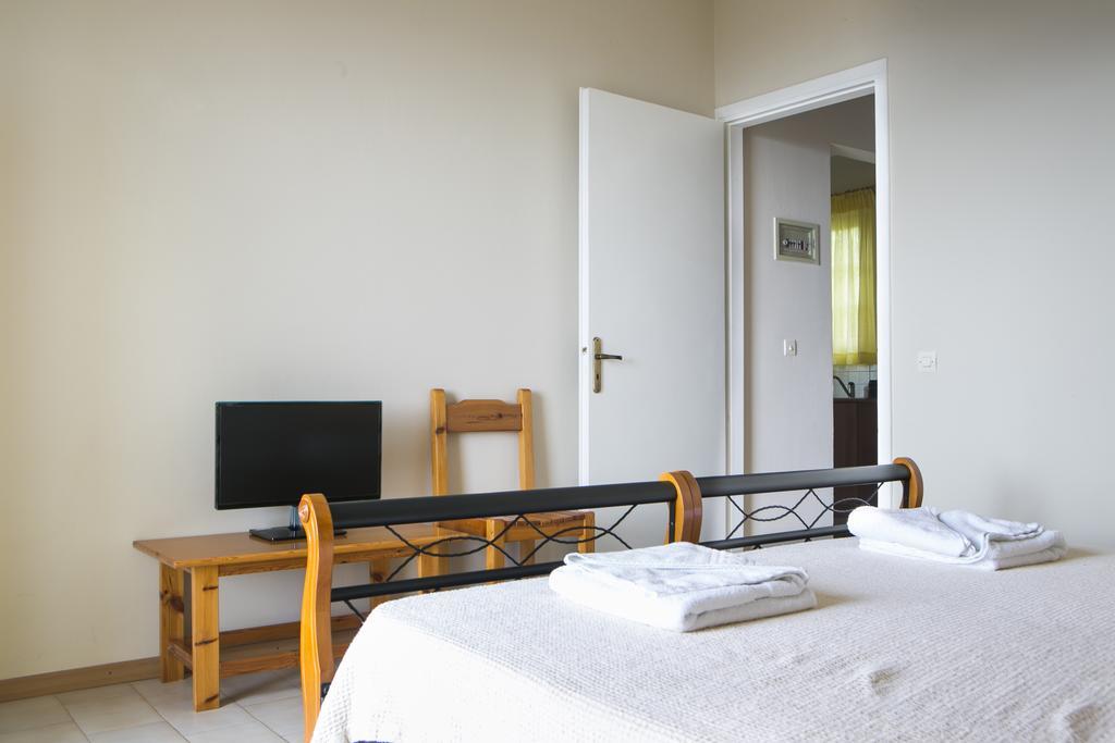 Irena Studios & Apartments سفوروناتا المظهر الخارجي الصورة