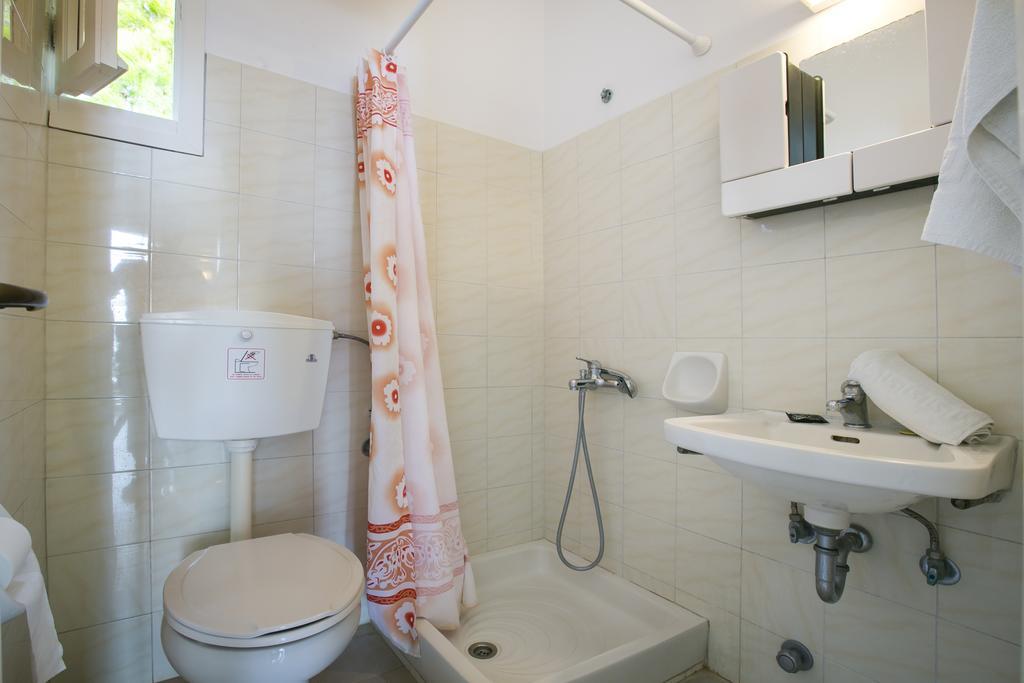 Irena Studios & Apartments سفوروناتا المظهر الخارجي الصورة